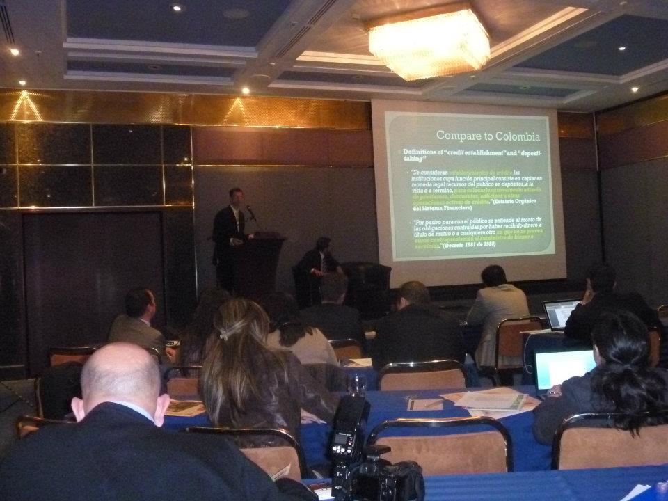 Bancos y operadoras móviles se encuentran en CMA 2011