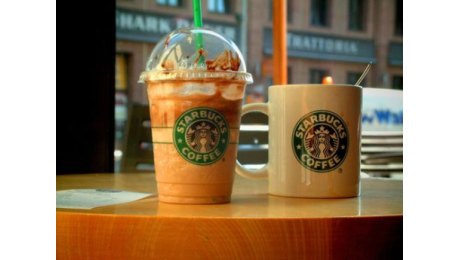 Starbucks acepta pago móvil en sus locales
