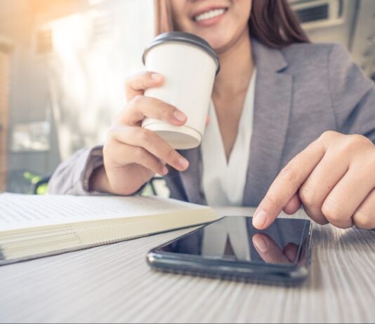 La billetera de Google llega a Colombia Google Pay se asocia con seis bancos para ofrecer cuentas digitales