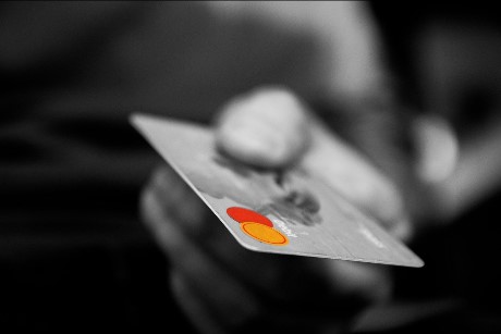 Kapital lanza en México la primera tarjeta de crédito fintech