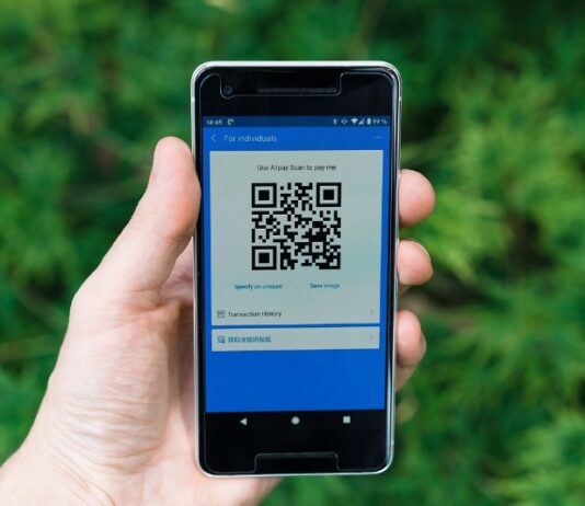 Pagos electrónicos y cash: la paradoja argentina Visa lanza pagos interoperables con códigos QR EMV en Latam