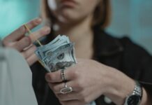 Remesas: alianzas, para un mercado inmenso WorldRemit cierra alianza con Soriana en México