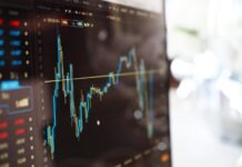 Softbank registró pérdidas netas récord en el último trimestre Softbank registró pérdidas netas récord en el último trimestre