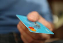 EurocoinPay y Mastercard lanzan una tarjeta que permite pagar con criptomonedas EurocoinPay y Mastercard lanzan una tarjeta que permite pagar con criptomonedas