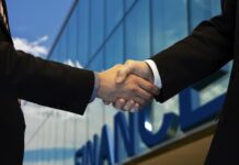 Bancos y fintech firman acuerdo de cooperación para combatir el fraude Bancos y fintech firman acuerdo de cooperación para combatir el fraude