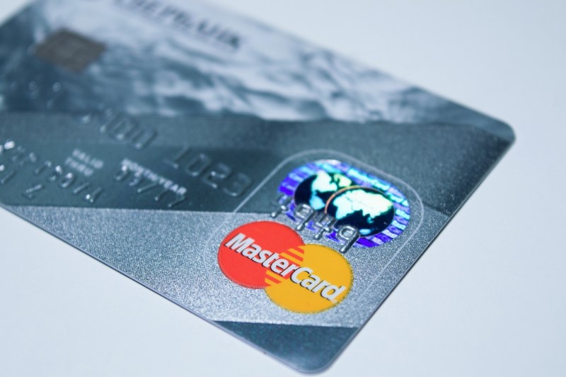 i2c y NIBank lanzan Mastercard Black Card en Latam