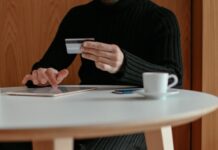 Fiserv compró la fintech argentina Yacaré para competir con Mercado Pago Fiserv compró la fintech argentina Yacaré para competir con Mercado Pago