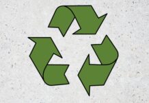 Tarjetas recicladas que vuelven a la comunidad