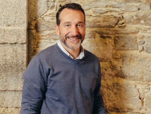 Smart Assistant: la IA conversacional que humaniza la banca David Conde, CEO y cofundador de Coinscrap Finance